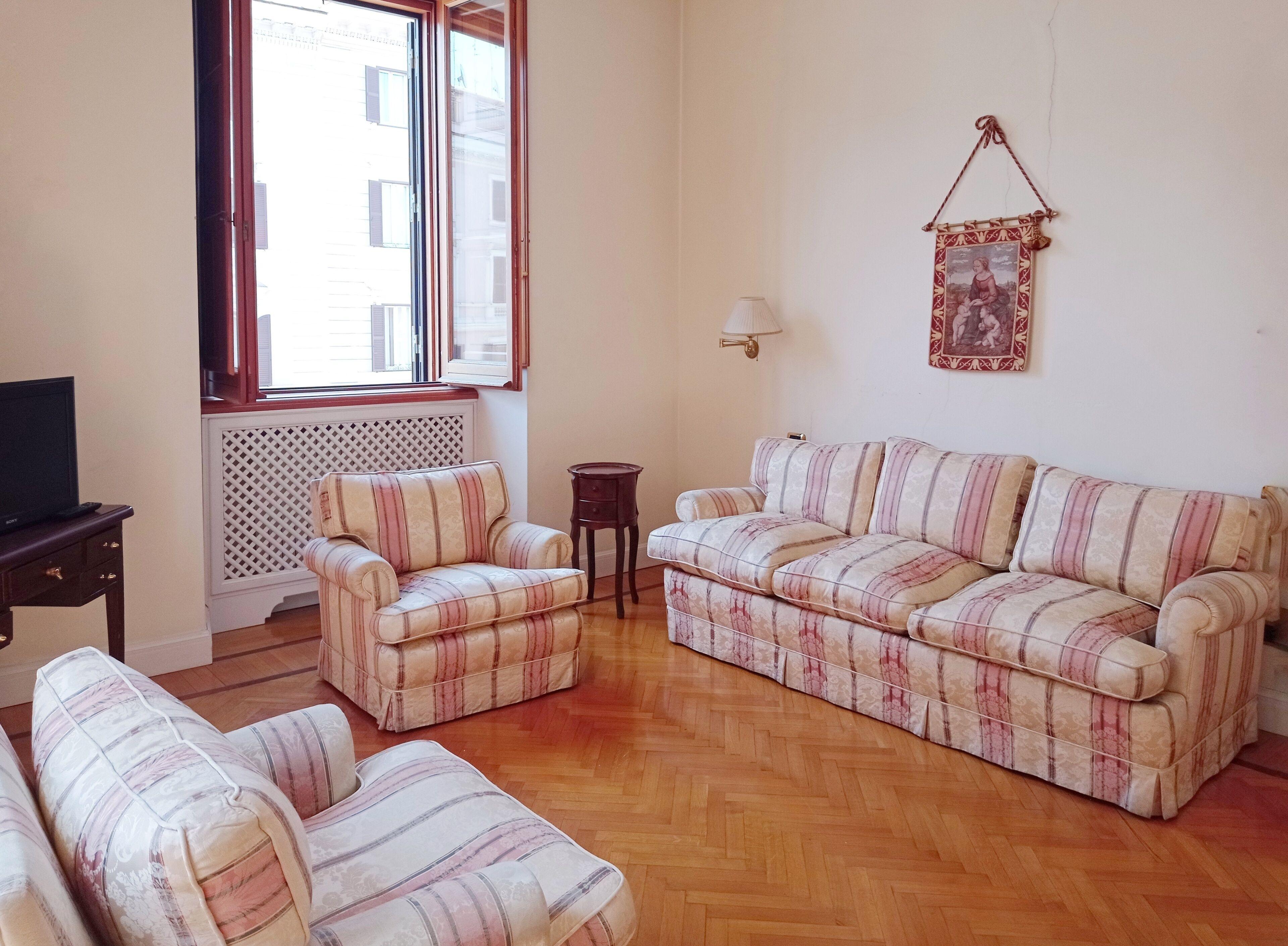 Roman Holidays Boutique Hotel — Photos 1